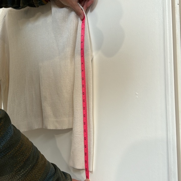 Express open shoulder sweater - Picture 7 of 7